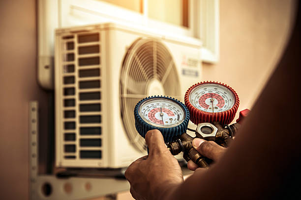 Professional Hvac technician working in Noxapater, MS